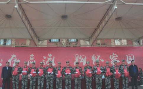 2018年社区七一表彰优秀党员活动方案