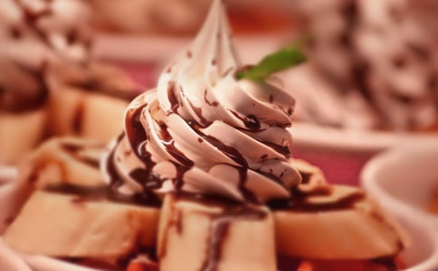 天热吃冰淇淋的说说