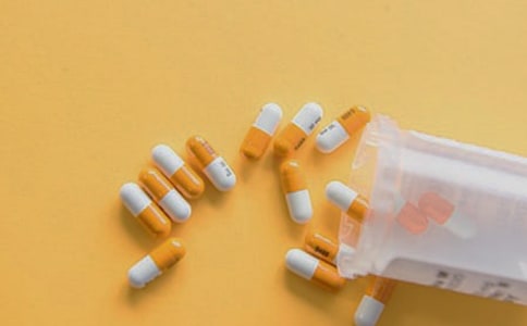 吃药吃到怕的说说