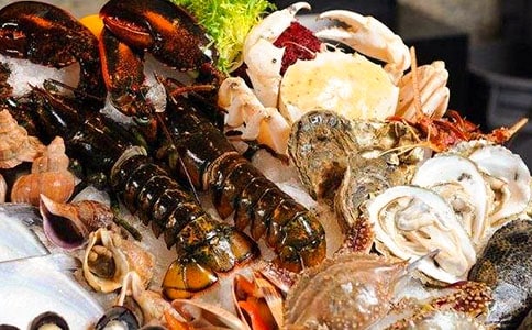 花甲属于海鲜类的吗