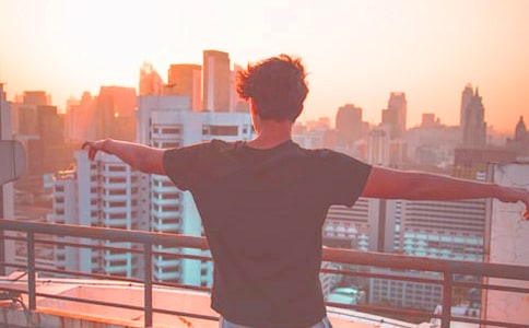 男孩子学高护专业好吗