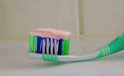 牙膏的英文怎么说