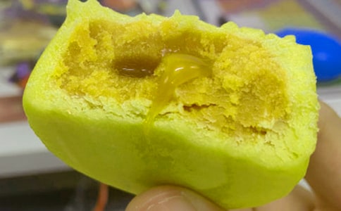 吃月饼的作文300字(推荐)